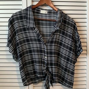 Aritzia Cropped Blouse